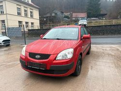 Rot Gebraucht 2009 Kia Rio Limousine | 2.290 € (Fairer Preis)
