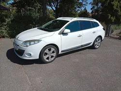 Weiß Gebraucht 2009 Renault Mégane GrandTour Dynamique Kombi | 3.500 € (Etwas zu teuer)