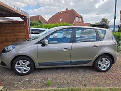 Beige Gebraucht 2012 Renault Mégane III Van / Kleinbus | 5.999 € (Fairer Preis)