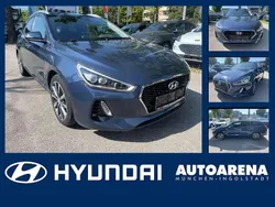 Stargazing blue / mic Gebraucht 2018 Hyundai i30 Trend Kombi | 11.995 € (Fairer Preis)