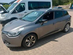 Grau Gebraucht 2016 Renault Clio GrandTour LIMITED Kombi | 4.200 € (Superpreis)