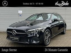 Lack kosmosschwarz Gebraucht 2024 Mercedes A200 Progressive Limousine | 31.850 € (Etwas zu teuer)