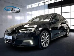 Schwarz Gebraucht 2020 Audi A3 Sportback e-tron S-line plus Limousine | 23.800 € (Fairer Preis)