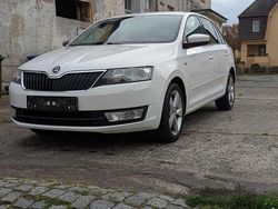 Weiß Gebraucht 2014 Skoda Rapid Limousine | 7.500 € (Teuer)