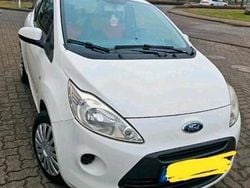 Weiß Gebraucht 2010 Ford Ka Kleinwagen | 2.400 € (Fairer Preis)