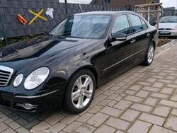Schwarz Gebraucht 2007 Mercedes E350 Limousine | 3.000 € (Superpreis)