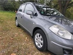 Silber Gebraucht 2008 Nissan Tiida Limousine | 2.400 € (Fairer Preis)