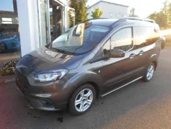 Magneticgrau (metallic) Gebraucht 2019 Ford Tourneo Courier Sport Van / Kleinbus | 13.450 € (Fairer Preis)