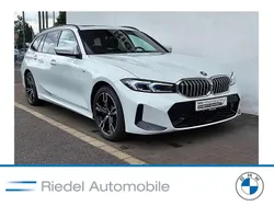 Alpinweiß uni Gebraucht 2024 BMW 330e M Sport Kombi | 47.790 € (Etwas zu teuer)