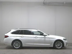 Weiss Gebraucht 2022 BMW 530 Performance Kombi | 27.980 €