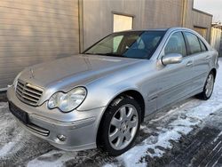 Silber Gebraucht 2004 Mercedes C180 Limousine | 3.499 € (Fairer Preis)