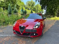 Rot Gebraucht 2016 Alfa Romeo Giulietta Super Kleinwagen | 12.999 € (Etwas zu teuer)