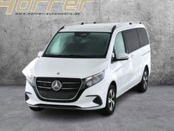 Bergkristallweiã metallic Gebraucht 2024 Mercedes V220 Van / Kleinbus | 54.890 € (Teuer)