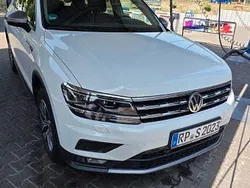 Weiß Gebraucht 2019 VW Tiguan Allspace Trendline SUV | 19.900 € (Fairer Preis)