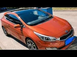 Orange Gebraucht 2013 Kia ProCeed Kleinwagen | 9.700 €