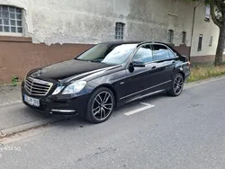 Schwarz Gebraucht 2012 Mercedes E300 Avantgarde Limousine | 12.300 € (Guter Preis)