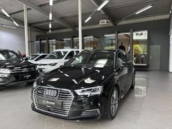 Mythosschwarz metallic (metallic) Gebraucht 2020 Audi A3 Sportback e-tron S-Line Limousine | 20.990 € (Superpreis)