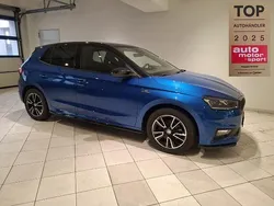 Blau Gebraucht 2024 Skoda Fabia Monte Carlo Limousine | 20.499 € (Guter Preis)
