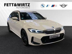 Alpinweiss Gebraucht 2024 BMW 330e M Sport Kombi | 43.300 € (Superpreis)