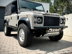 Beige Gebraucht 1999 Land Rover Defender SUV | 39.900 €