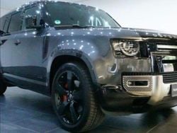 Braun Gebraucht 2021 Land Rover Defender SE Dynamic SUV | 68.500 € (Fairer Preis)