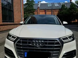 Blau Gebraucht 2017 Audi Q5 Design SUV | 25.500 € (Teuer)