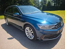 Blau Gebraucht 2020 VW Passat GTE Kombi | 20.990 € (Fairer Preis)