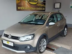 Beige Gebraucht 2016 VW Polo Cross Kleinwagen | 10.390 € (Fairer Preis)