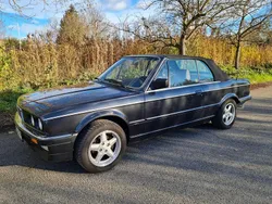Schwarz Gebraucht 1987 BMW 325 Cabriolet Cabrio | 44.000 €
