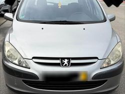 Silber Gebraucht 2002 Peugeot 307 Kleinwagen | 2.500 € (Etwas zu teuer)