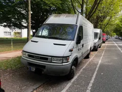 Weiß Gebraucht 2000 Iveco Daily Limousine | 2.200 €