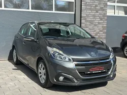 Grau Gebraucht 2016 Peugeot 208 Active Kleinwagen | 7.999 € (Fairer Preis)