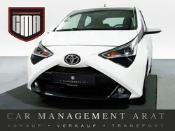 Weiß Gebraucht 2021 Toyota Aygo X-play Kleinwagen | 10.241 € (Fairer Preis)
