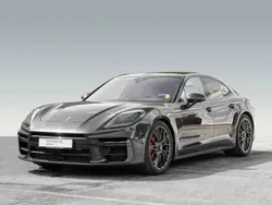 Vulkangraumetallic Gebraucht 2024 Porsche Panamera Turbo E-Hybrid Limousine | 191.000 € (Guter Preis)