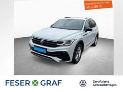 Oryxweiß perlmutteffekt Gebraucht 2024 VW Tiguan Allspace R-line SUV | 37.450 € (Superpreis)