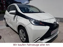 Weiß Gebraucht 2015 Toyota Aygo X-play Kleinwagen | 4.690 € (Superpreis)
