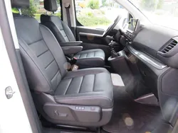 Weiß Gebraucht 2025 Opel Vivaro Van | 39.990 €