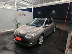 Schwarz Gebraucht 2009 Renault Mégane III Dynamique Limousine | 700 € (Superpreis)