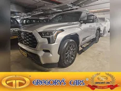 Celestial silver metallic Neu 2025 Toyota Sequoia Platinum SUV | 135.771 €