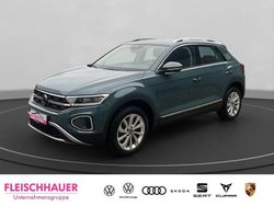 Blau Gebraucht 2022 VW T-Roc Style SUV | 23.290 € (Guter Preis)