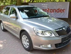 Bezova capuccino beige Gebraucht 2010 Skoda Octavia Ambiente Kombi | 5.950 € (Guter Preis)