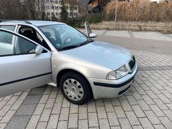 Silber Gebraucht 2007 Skoda Octavia Kombi | 1.699 € (Guter Preis)