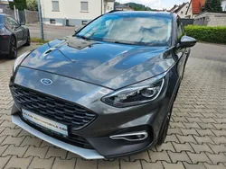 Grau Gebraucht 2020 Ford Focus Active Kombi | 10.900 € (Guter Preis)