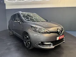 Grau Gebraucht 2014 Renault Grand Scénic III Bose Edition Van / Kleinbus | 8.999 € (Fairer Preis)
