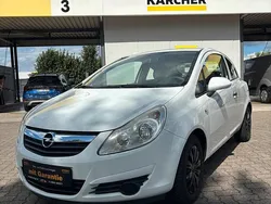 Weiß Gebraucht 2010 Opel Corsa Kleinwagen | 2.999 € (Fairer Preis)
