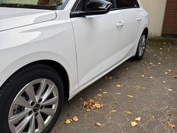 Weiß Gebraucht 2023 Opel Astra Business Edition Limousine | 20.300 € (Fairer Preis)