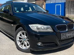 Schwarz 2 Gebraucht 2011 BMW 320 Sport Line Kombi | 5.240 € (Guter Preis)