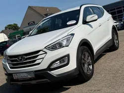 Creamy white Gebraucht 2014 Hyundai Santa Fe Trend SUV | 11.399 € (Fairer Preis)