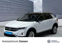 Pure white schwarz Gebraucht 2023 VW T-Roc Style SUV | 26.950 € (Etwas zu teuer)