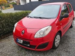 Rot Gebraucht 2009 Renault Twingo Kleinwagen | 1.900 € (Guter Preis)
